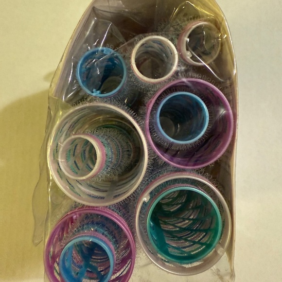 Scunci Easy Out Self Holding Rollers NEW - Picture 2 of 4